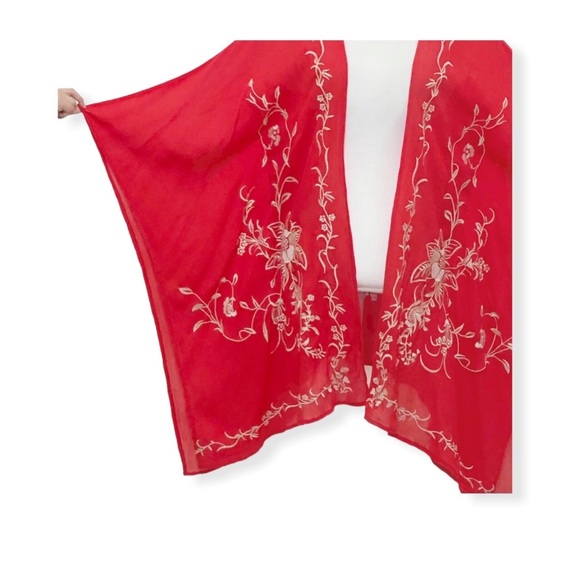 Women’s Kimono Embroidered color Orange and Gold embroidered size Small/… - Picture 3 of 8